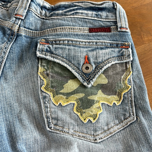 Miss Me Camo & Sequin Boot Leg flares - Picture 5 of 8